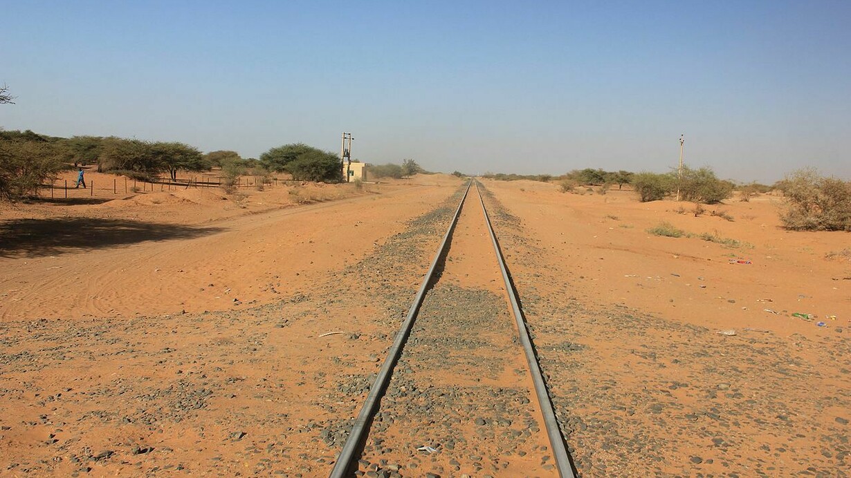 Meroe-ferrovie-Sudan-binario-unico-a-scartamento-ridotto